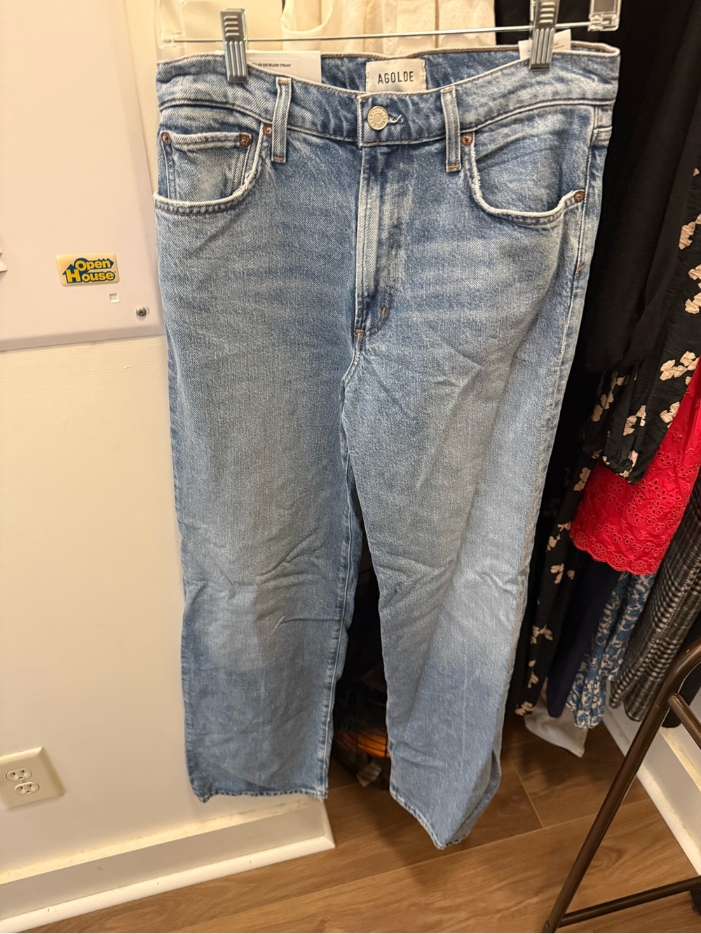 AGOLDE Harper Mid-Rise Relaxed Straight-Leg Jeans in Outlook